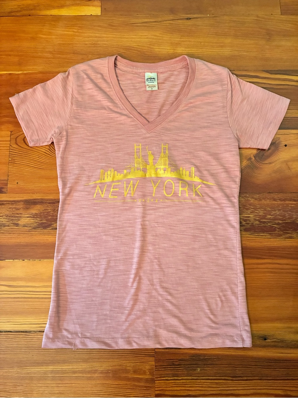 Unknown Brand Pink 'New York' V-Neck Graphic Tee